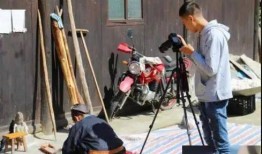 农村修鞋匠小花爆料视频,修鞋背后的感人故事